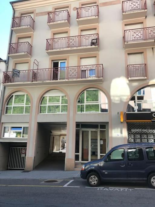 Appartement Centre Ville Wifi Parking Draps Fournis 科特雷 外观 照片