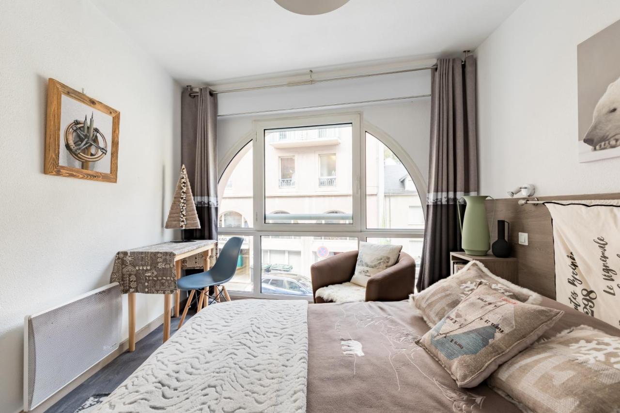 Appartement Centre Ville Wifi Parking Draps Fournis 科特雷 外观 照片